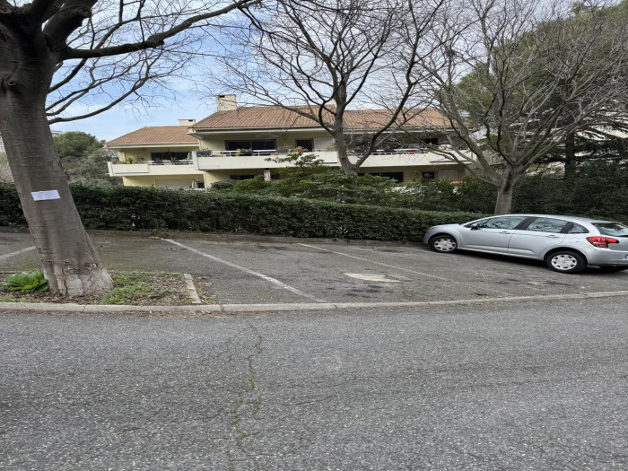 vente-parking-box-Marseille-13009-