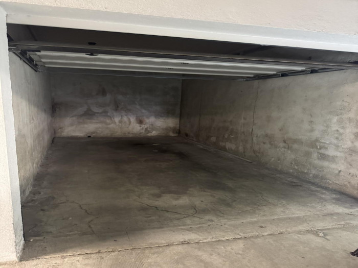 location-parking-box-Marseille-13008-