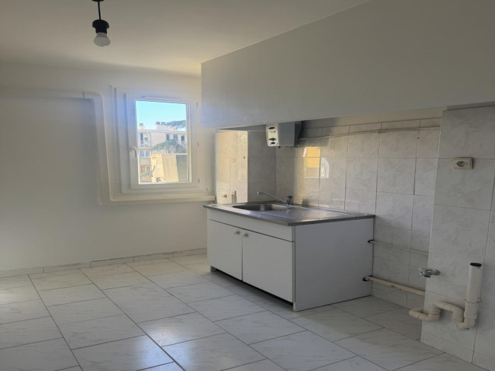 vente-appartement-Marseille-13009-4 pièces