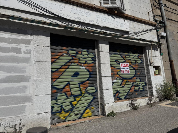 location-boutique-Marseille-13004-2 pièces