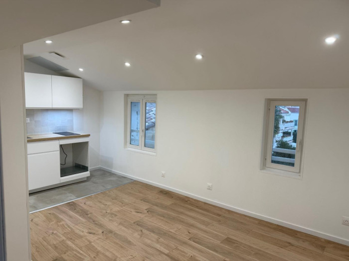 location-appartement-Sanary-83110-1 pièce