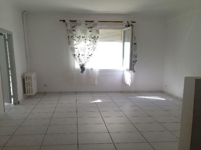 location-appartement-Marseille-13007-2 pi&egrave;ces