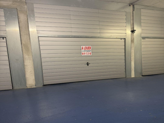 location-parking-box-Marseille-13007-