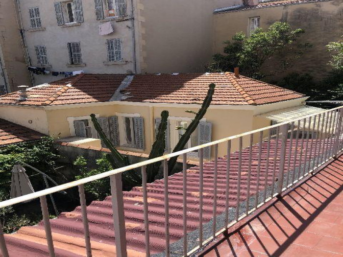 location-appartement-Marseille-13006-3 pi&egrave;ces
