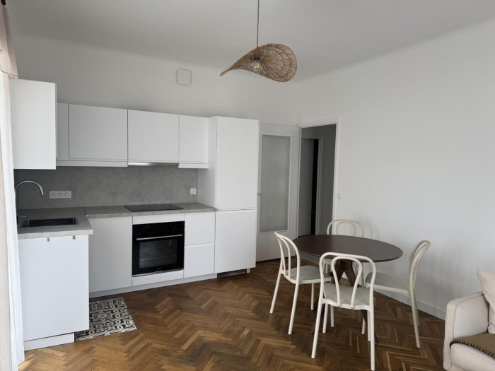 location-appartement-Marseille-13008-3 pi&egrave;ces