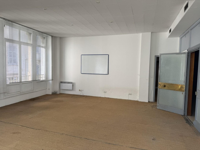 location-local-Marseille-13001-3 pi&egrave;ces