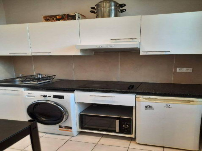 location-appartement-Marseille-13006-1 pi&egrave;ce