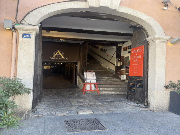 location-boutique-Marseille-13001-1 pi&egrave;ce