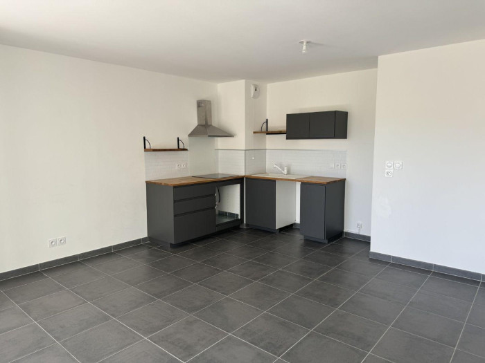 location-appartement-Marseille-13008-3 pi&egrave;ces