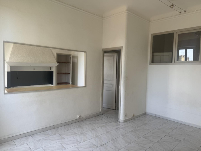 location-appartement-Marseille-13004-2 pi&egrave;ces