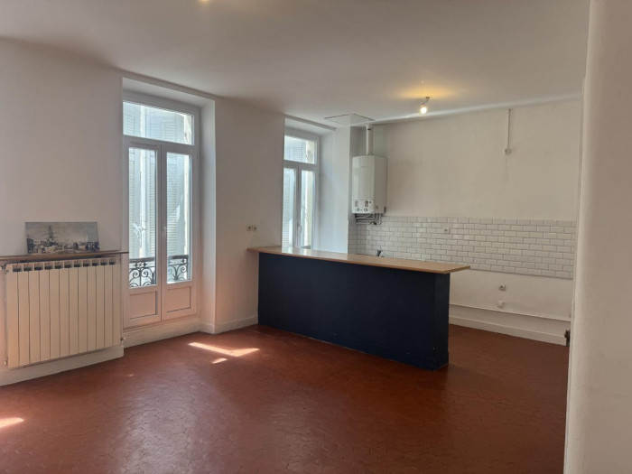 location-appartement-Marseille-13001-3 pi&egrave;ces