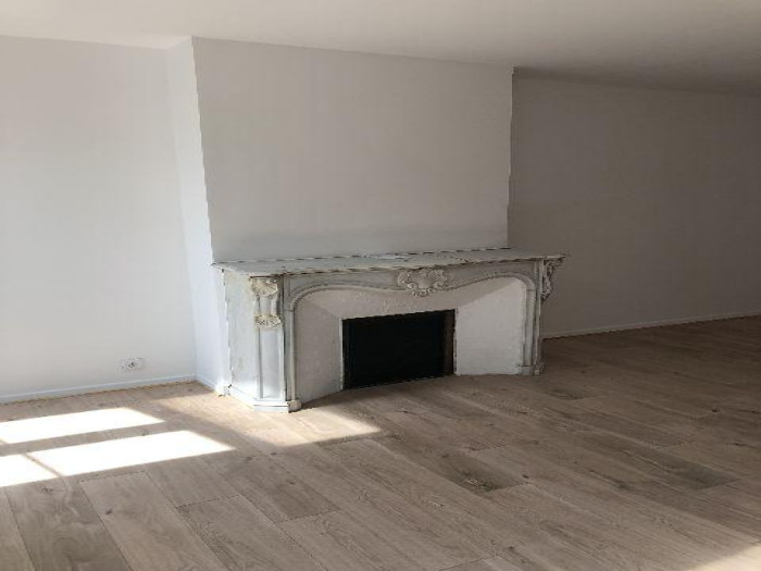location-appartement-Marseille-13001-3 pi&egrave;ces