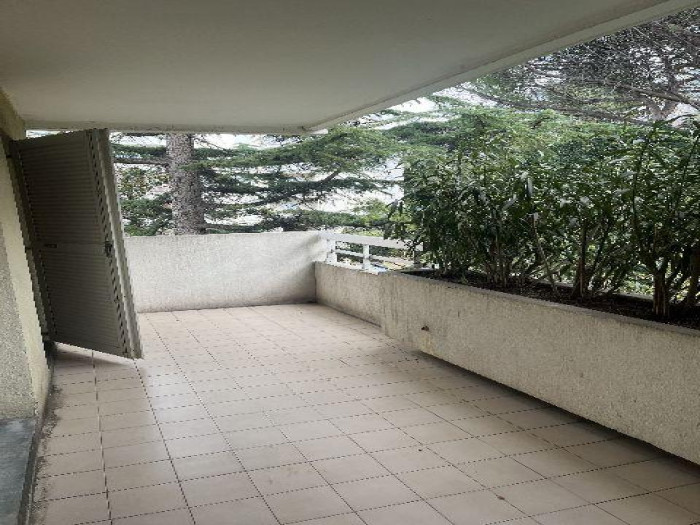 location-appartement-Marseille-13009-3 pi&egrave;ces
