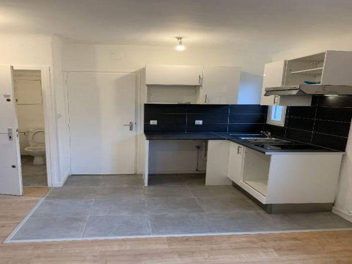 location-appartement-Marseille-13001-1 pi&egrave;ce