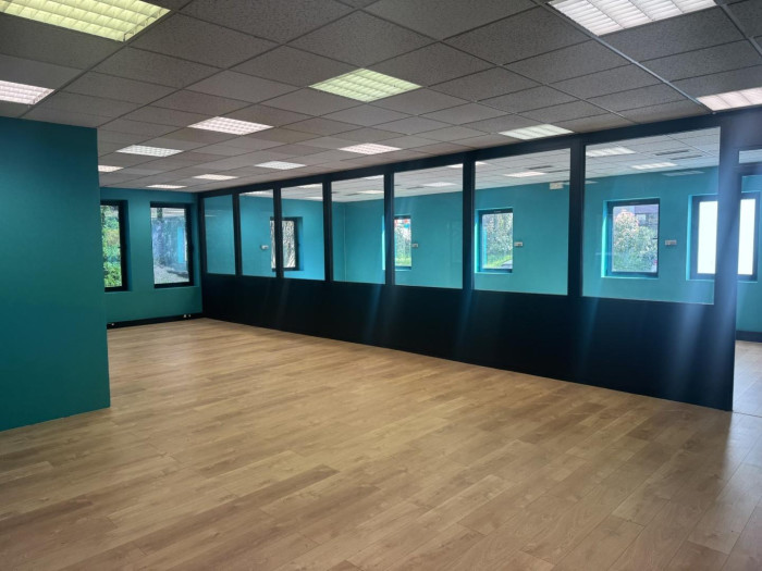 vente-local-Aubagne-13400-1 pi&egrave;ce