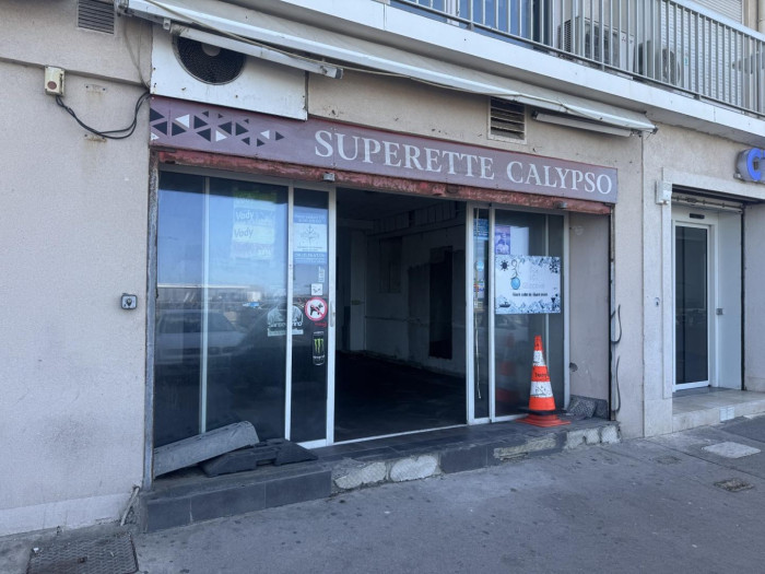 location-boutique-Marseille-13008-