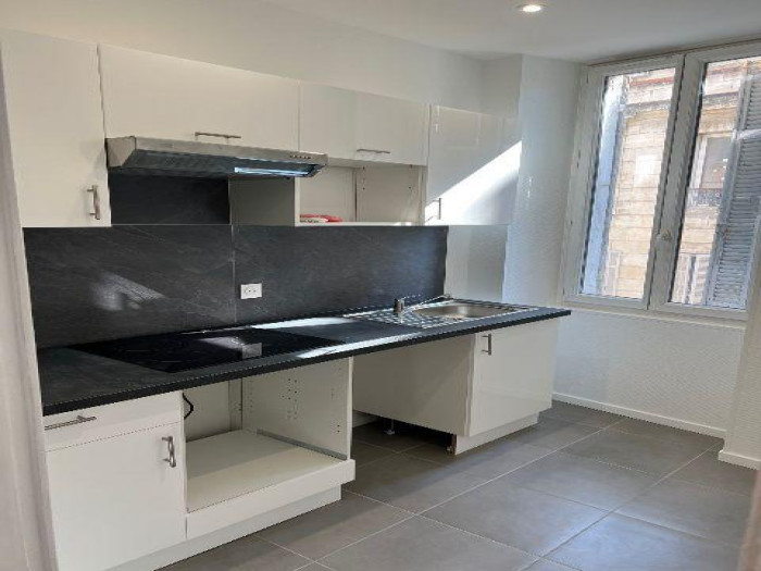 location-appartement-Marseille-13003-3 pi&egrave;ces