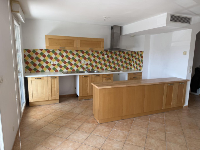 location-appartement-Marseille-13008-3 pi&egrave;ces