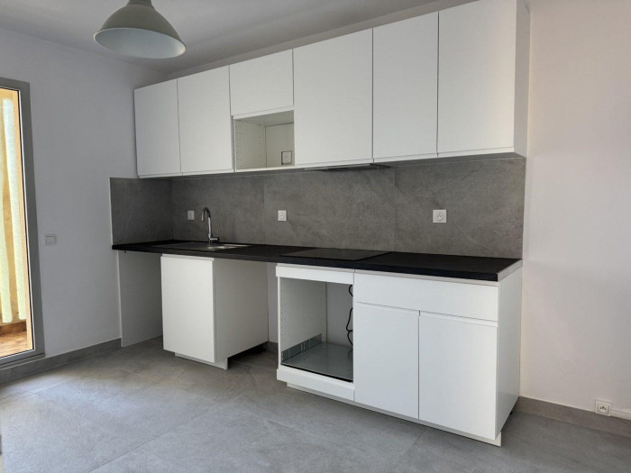 location-appartement-Marseille-13008-4 pi&egrave;ces