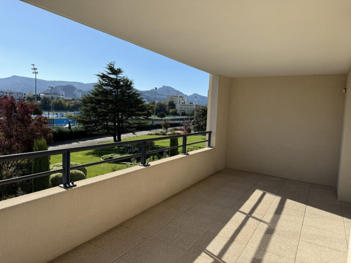 location-appartement-Marseille-13009-3 pi&egrave;ces