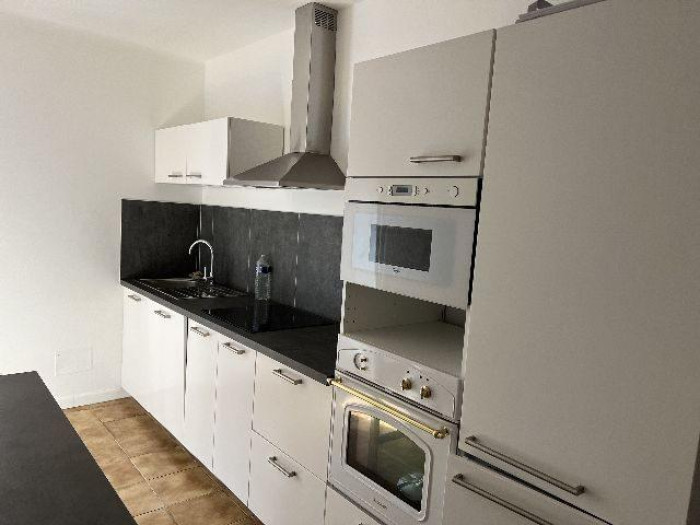 location-appartement-Saint-Cyr-Sur-Mer-83270-4 pi&egrave;ces