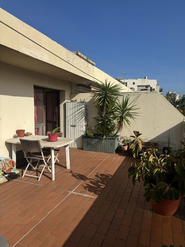 vente-appartement-Marseille-13008-2 pièces